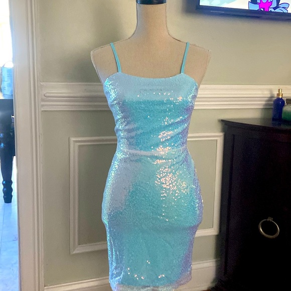 Dresses & Skirts - Baby blue sequin dress